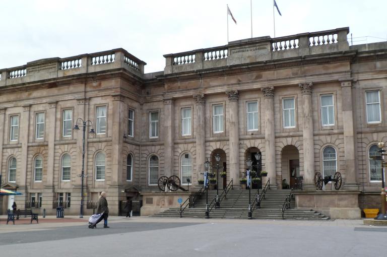 Ashton under Lyne town hall, Tameside, decarbonisation off 11 buildings by Robertson