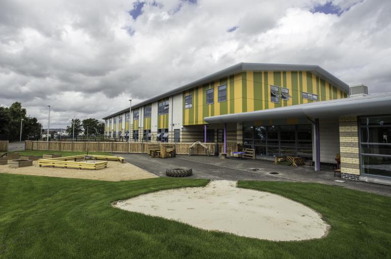 Robertson construction of campus primary school