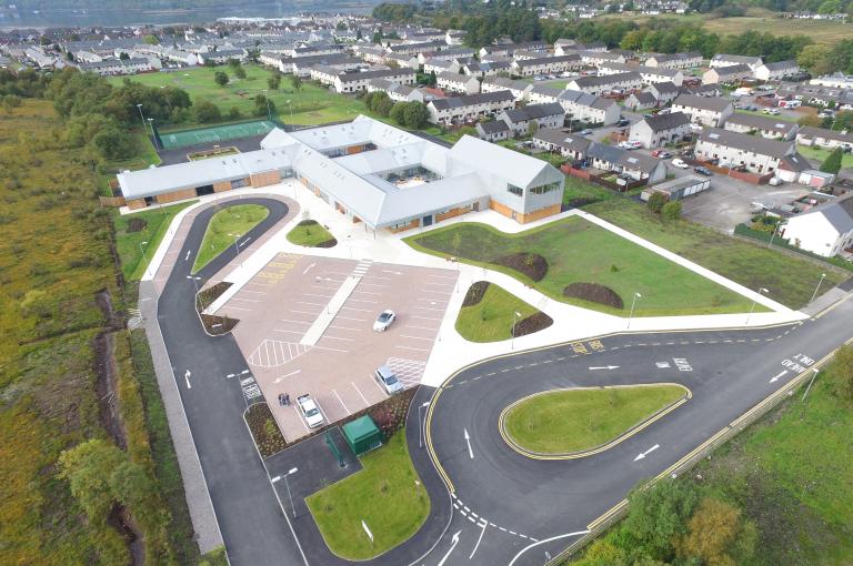 Robertson construction of school in Fort William