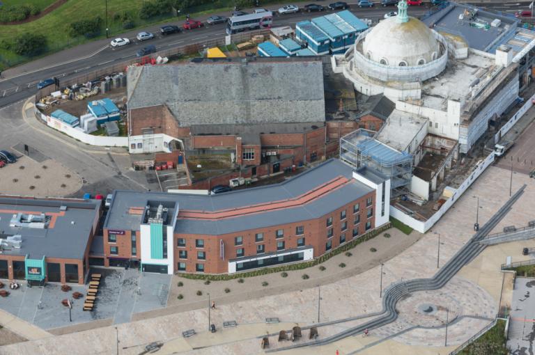 Robertson construction of hotel in Whitley Bay