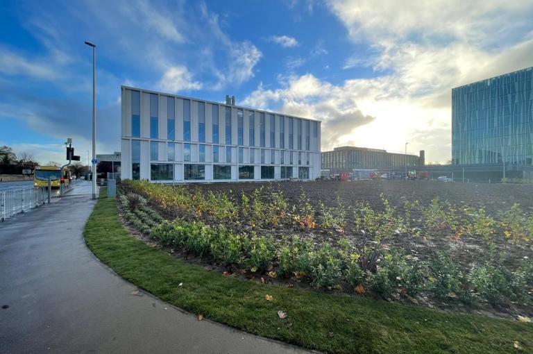 Robertson construction of science facility Aberdeen University