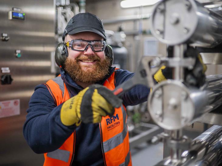 Mechanical engineer performing hard facilities management