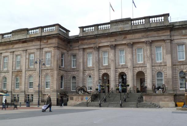 Ashton under Lyne town hall, Tameside, decarbonisation off 11 buildings by Robertson