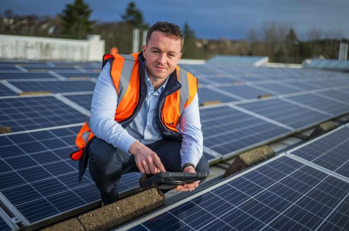 RFM energy manager monitoring solar panels