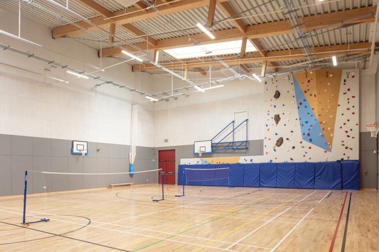 Gym hall with climbing area and nets 
