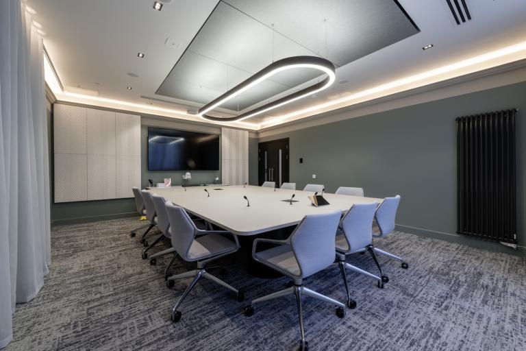 Conference room at BlackRock’s Dundas House, delivered by Robertson Construction