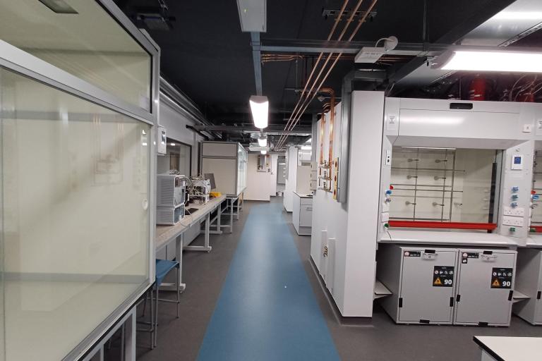 Image of new chemistry lab M&E refurbishments