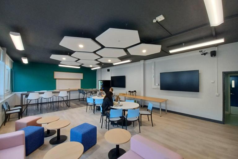 Image of new chemistry lab M&E refurbishments