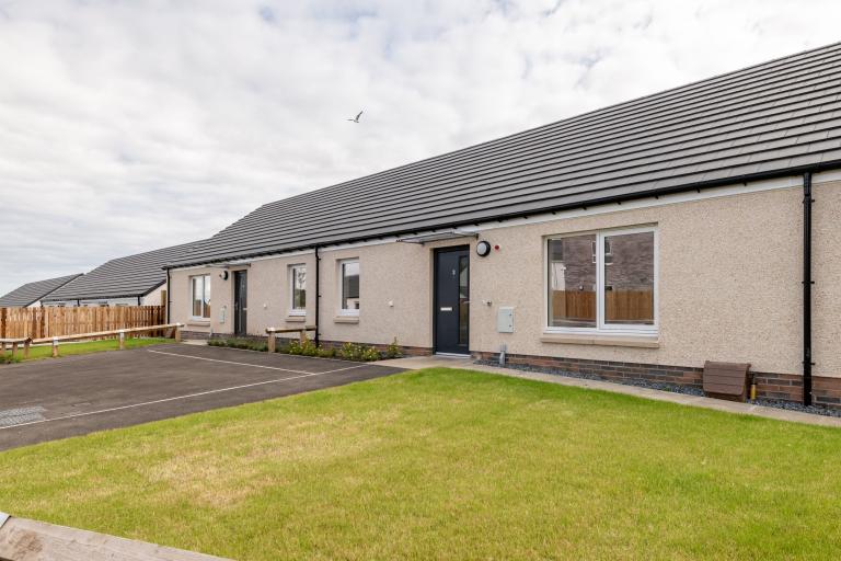 Bungalows at the Lochgelly development in Fife, delivered by Robertson
