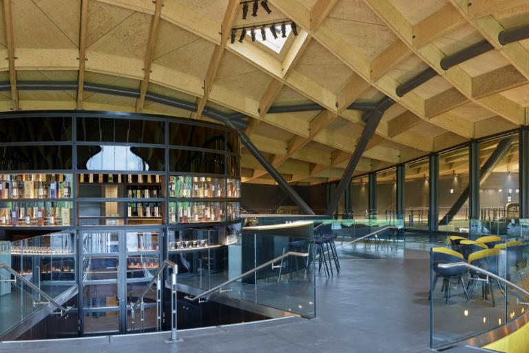 The Macallan distillery - bar