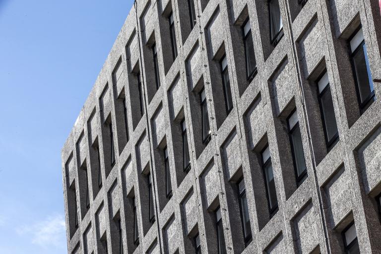 Lister Learning and Teaching Centre facade