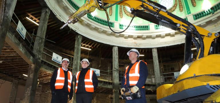 Using robots on Spanish City Dome