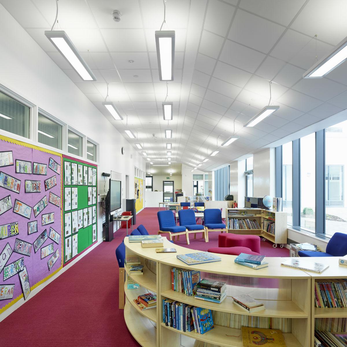 North Uist Primary Library Sgoil Ubhist a Tuath leabharlann