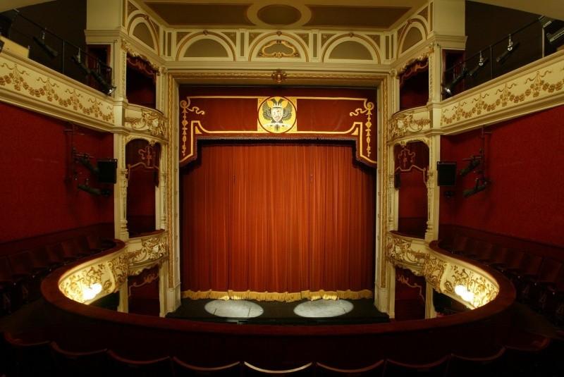 Perth Theatre auditorium progress